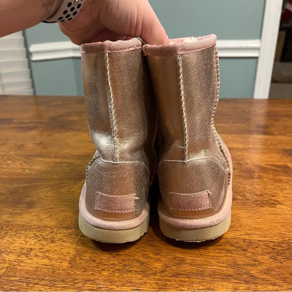 Ugg Pink Sparkle Classic boot size 4 girls - Picture 4 of 8
